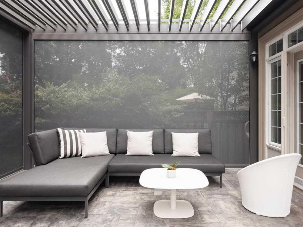 Alba Louvered Roof and Stratus Drop Screens